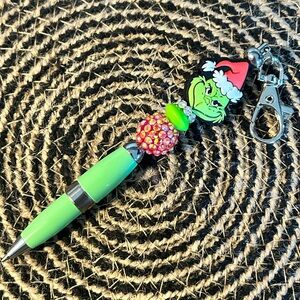 Grinch Beaded Pen Keychain